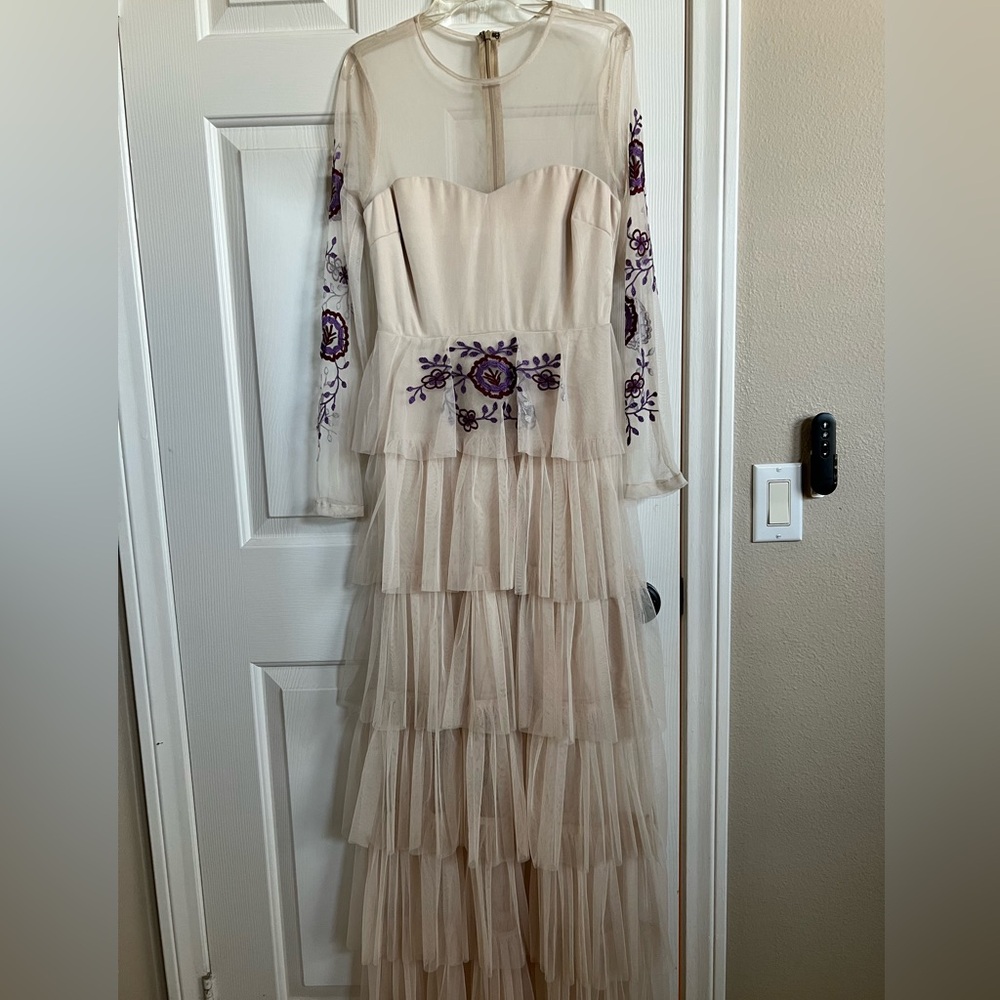 NWOT! Ina Tiered Crème Dress with Purple Embroidered Flowers, size Small
